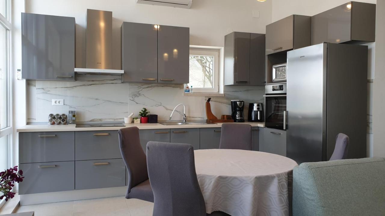 Drače Villa Wind Apartments المظهر الخارجي الصورة